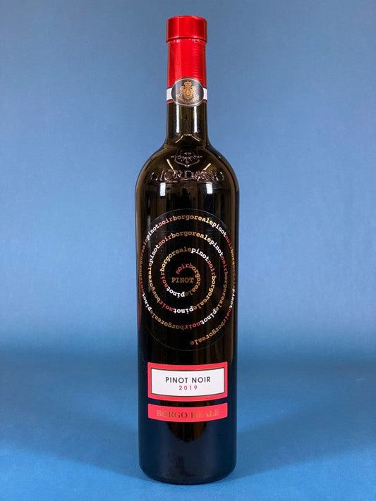 borgo-reale-pinot-noir_1.jpg